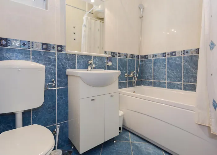 Vukovarska V Makarska